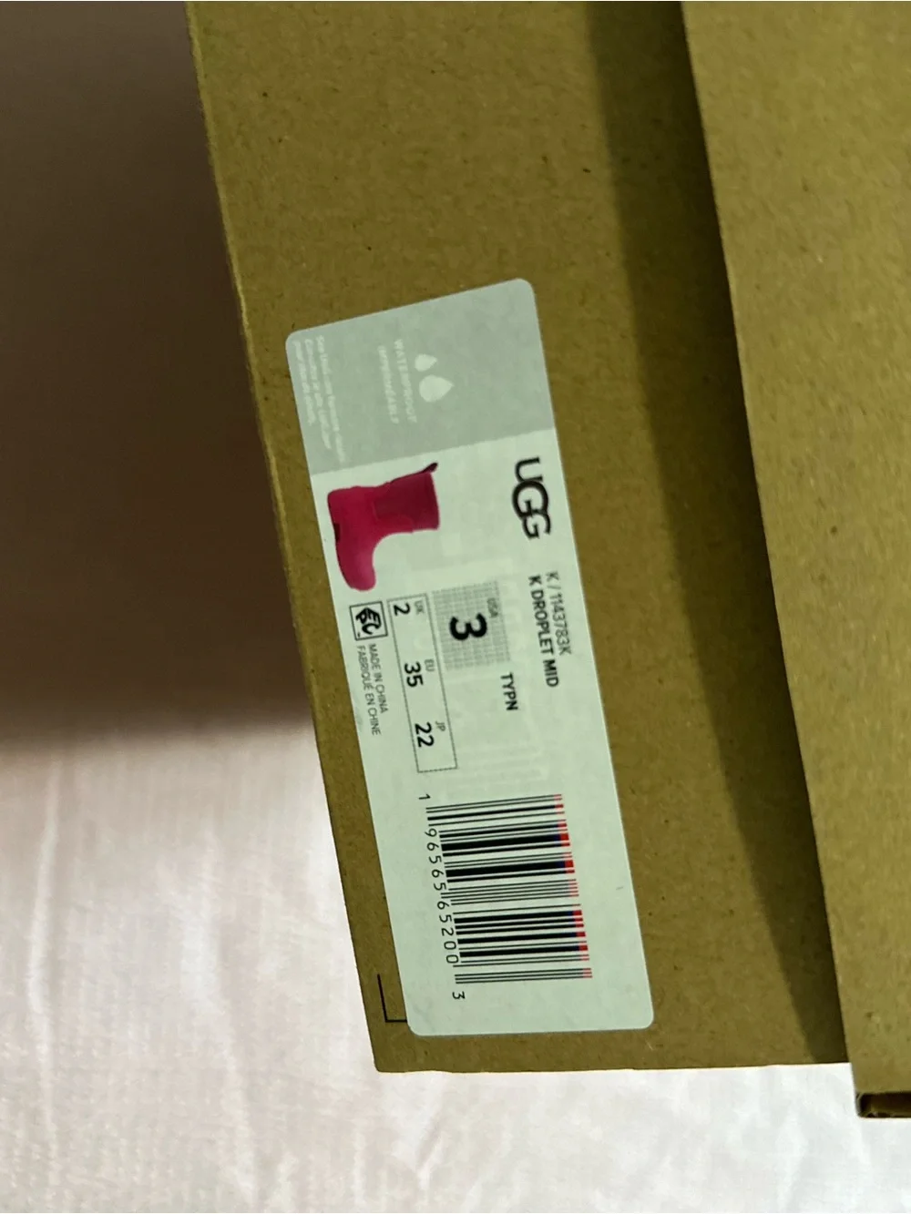 Label of footwear box